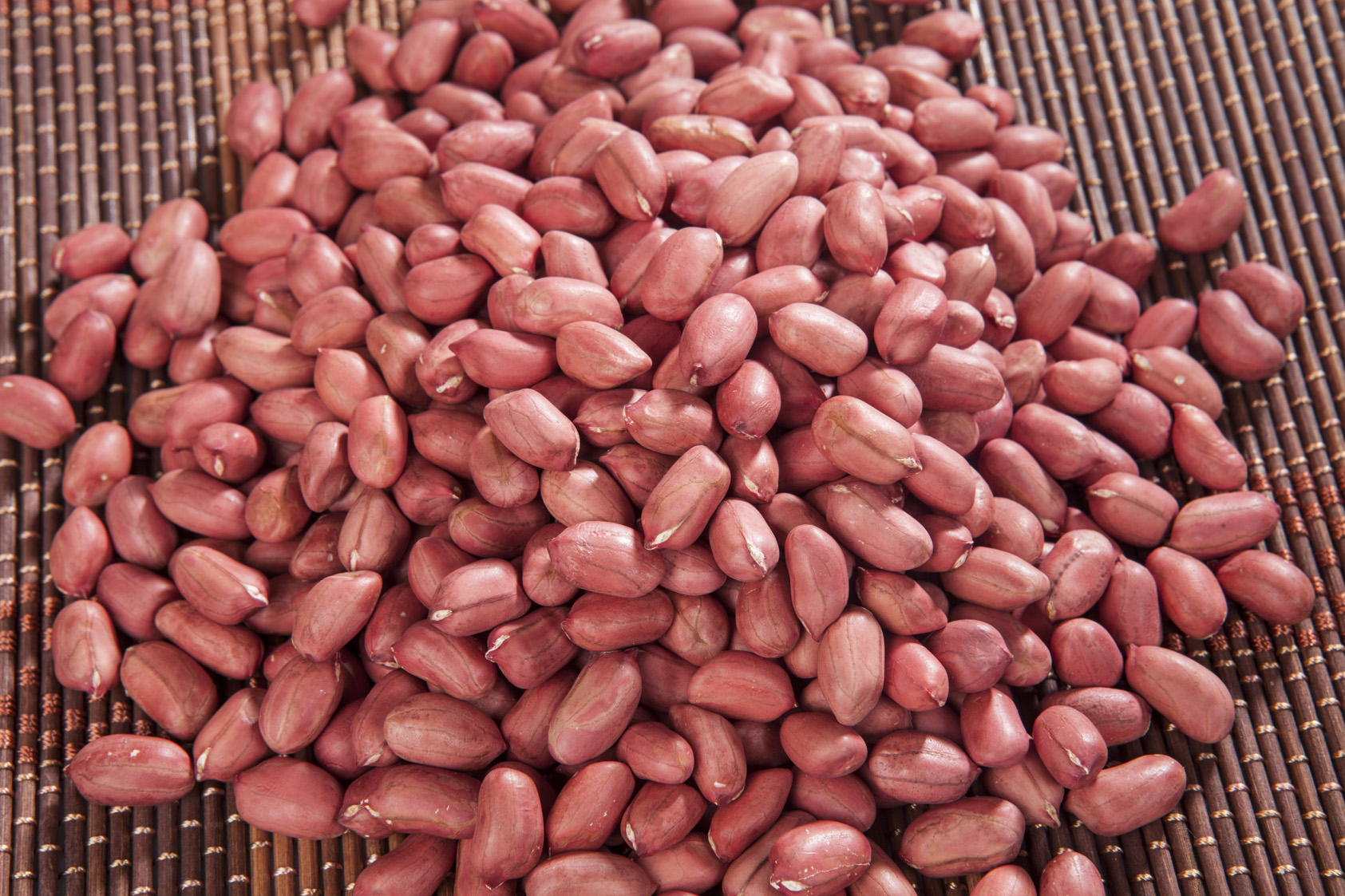 RED SKIN PEANUT KERNEL